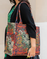 Women's Canvas Tote Bag in Pakistan